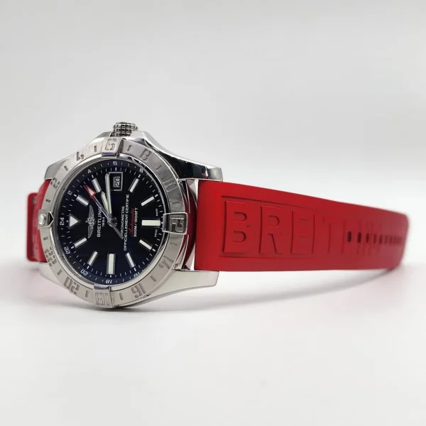 Breitling Avenger II