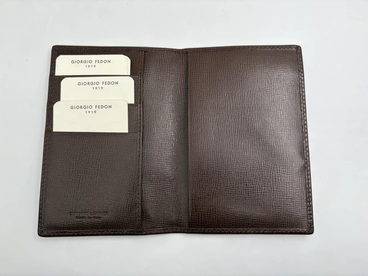 BROWN PASSPORT HOLDER, photo 3