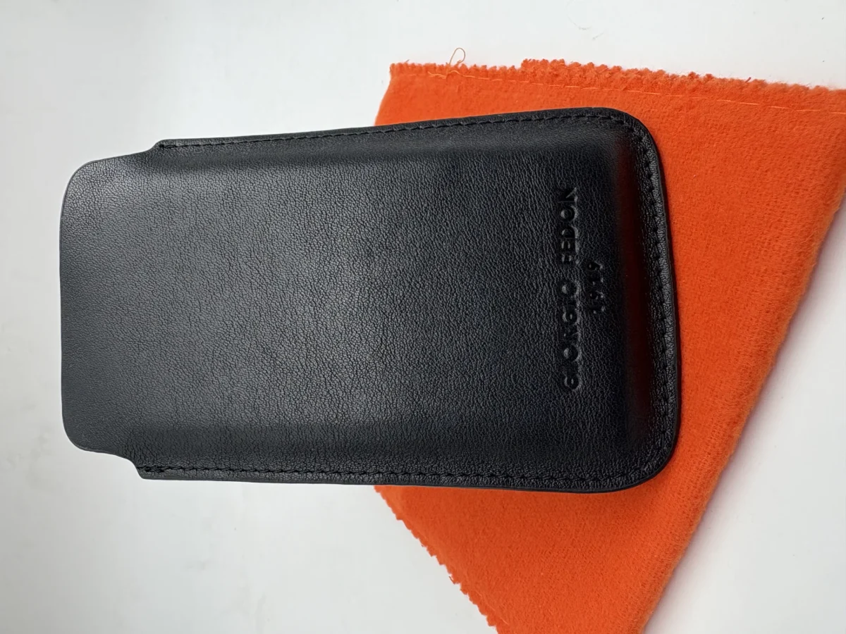 IPHONE SOFT POUCH BLACK, photo 2