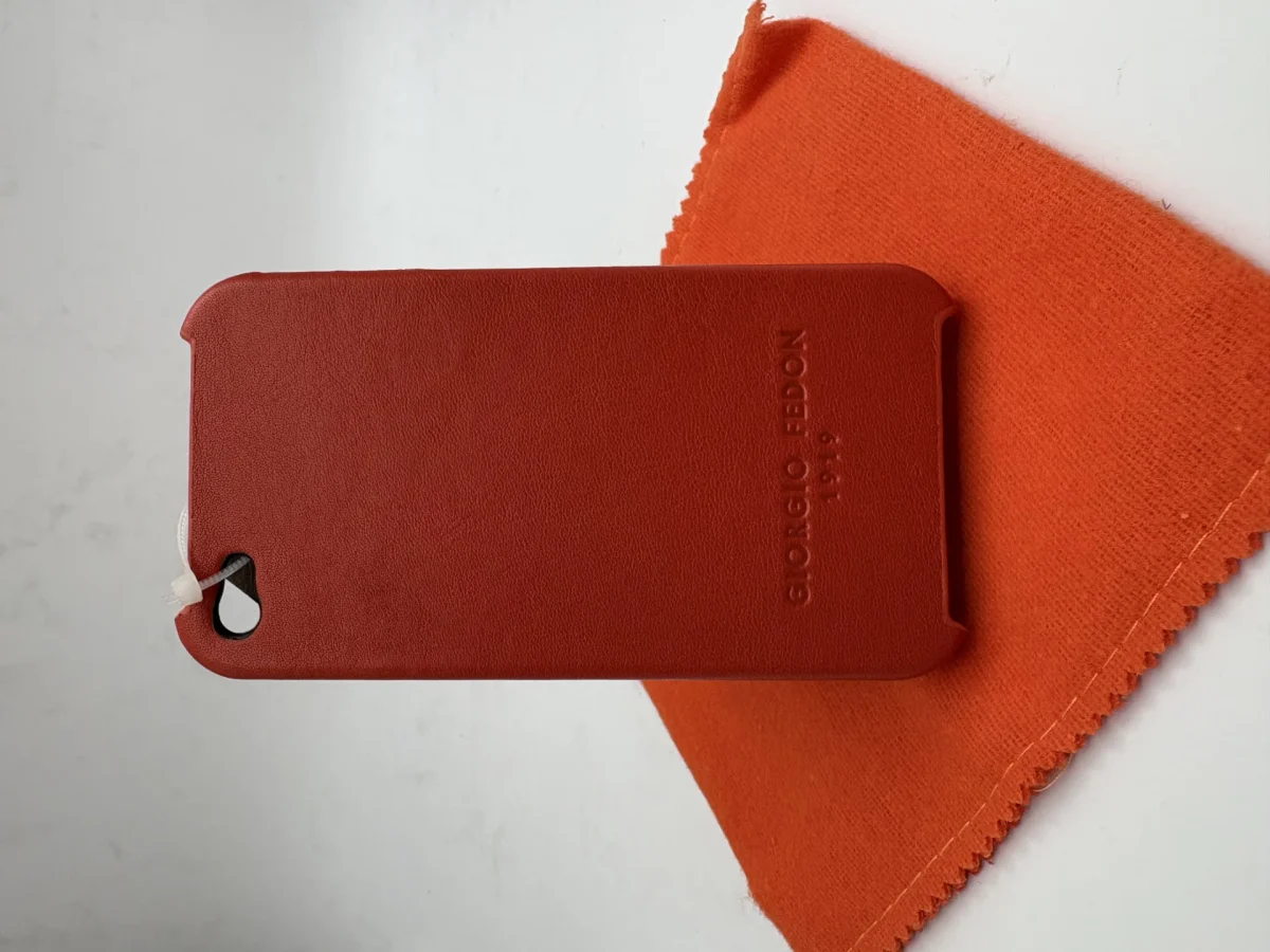 IPHONE 4 ORANGE PHONE COVER, photo 2